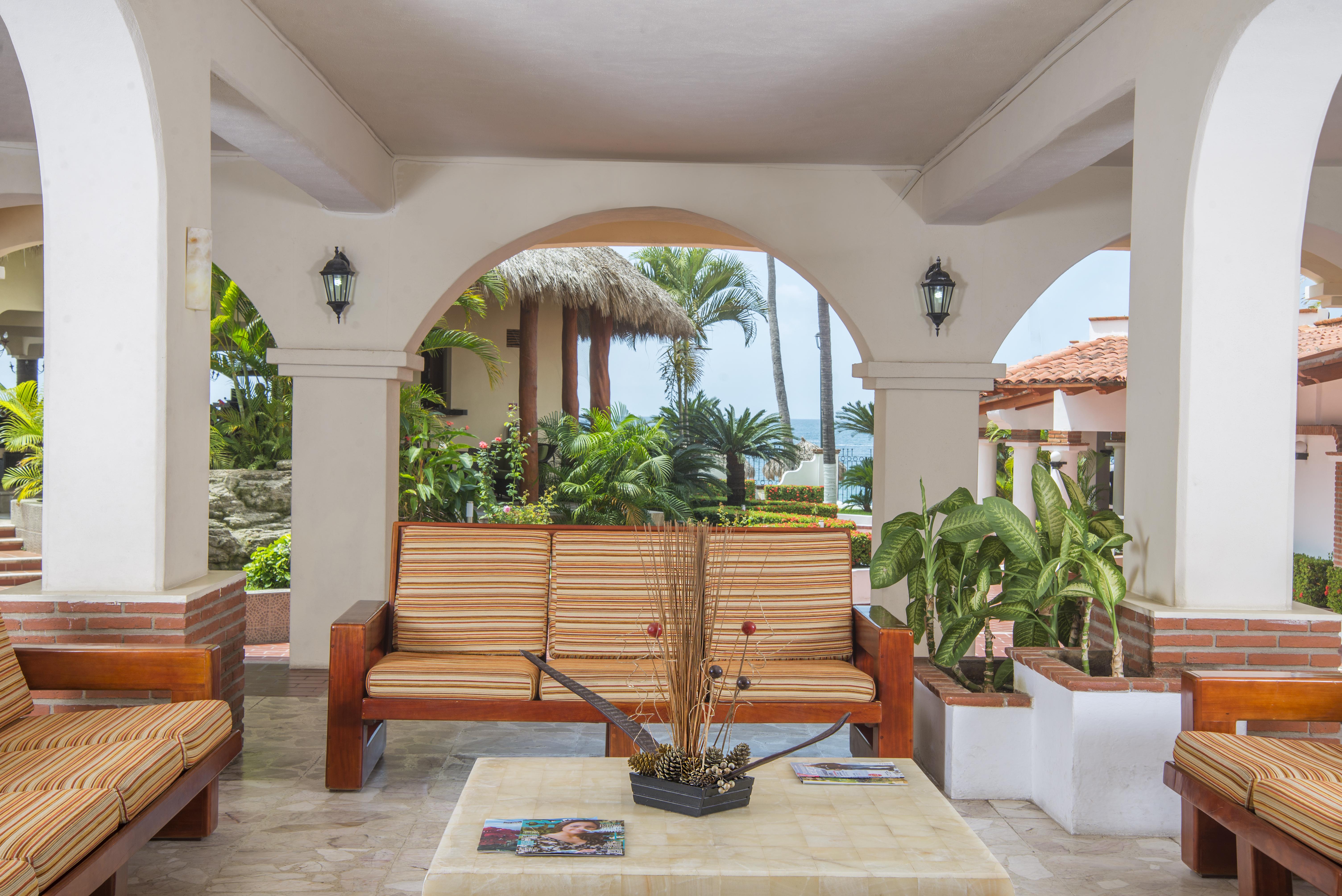 Tropicana Hotel Puerto Vallarta Exterior photo